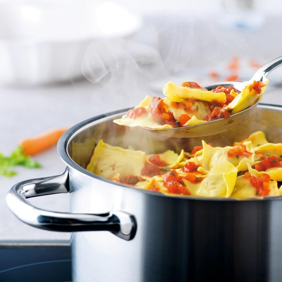 Fissler Family Line/Edelstahl-Topf (Ø 16 cm, 2,0 L) Kochtopf mit Metall-Deckel - Induktion, 16 cm