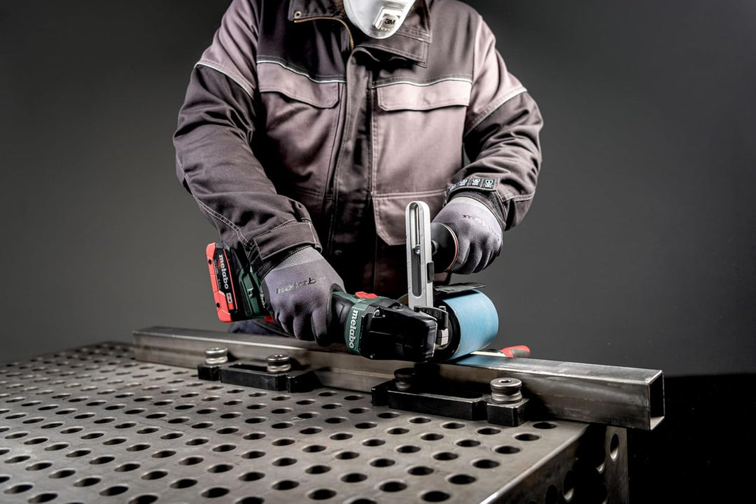 metabo Akku-Satiniermaschine SVB 18 LTX BL 200-18 V, CAS, 200 mm Schleifkörper-Ø - Brushless Motor,