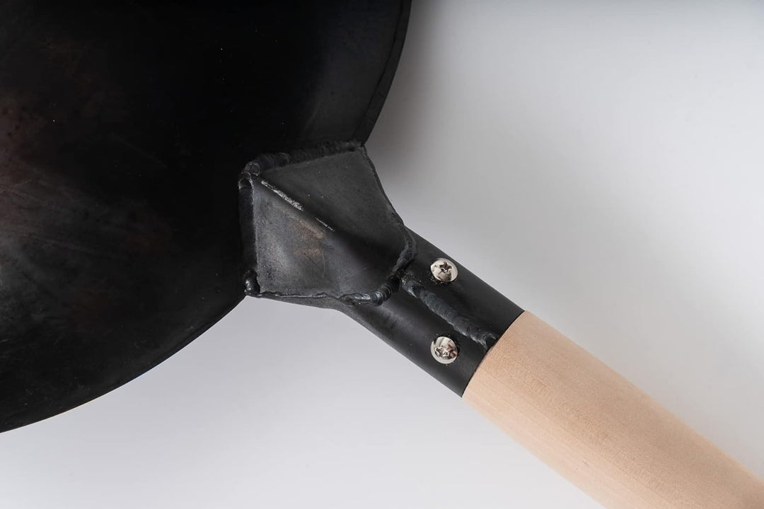 Craft Wok Black13 Wok aus vorgebranntem, handgehämmertem Karbonstahl, mit Holz- und Stahlgriff (33 c
