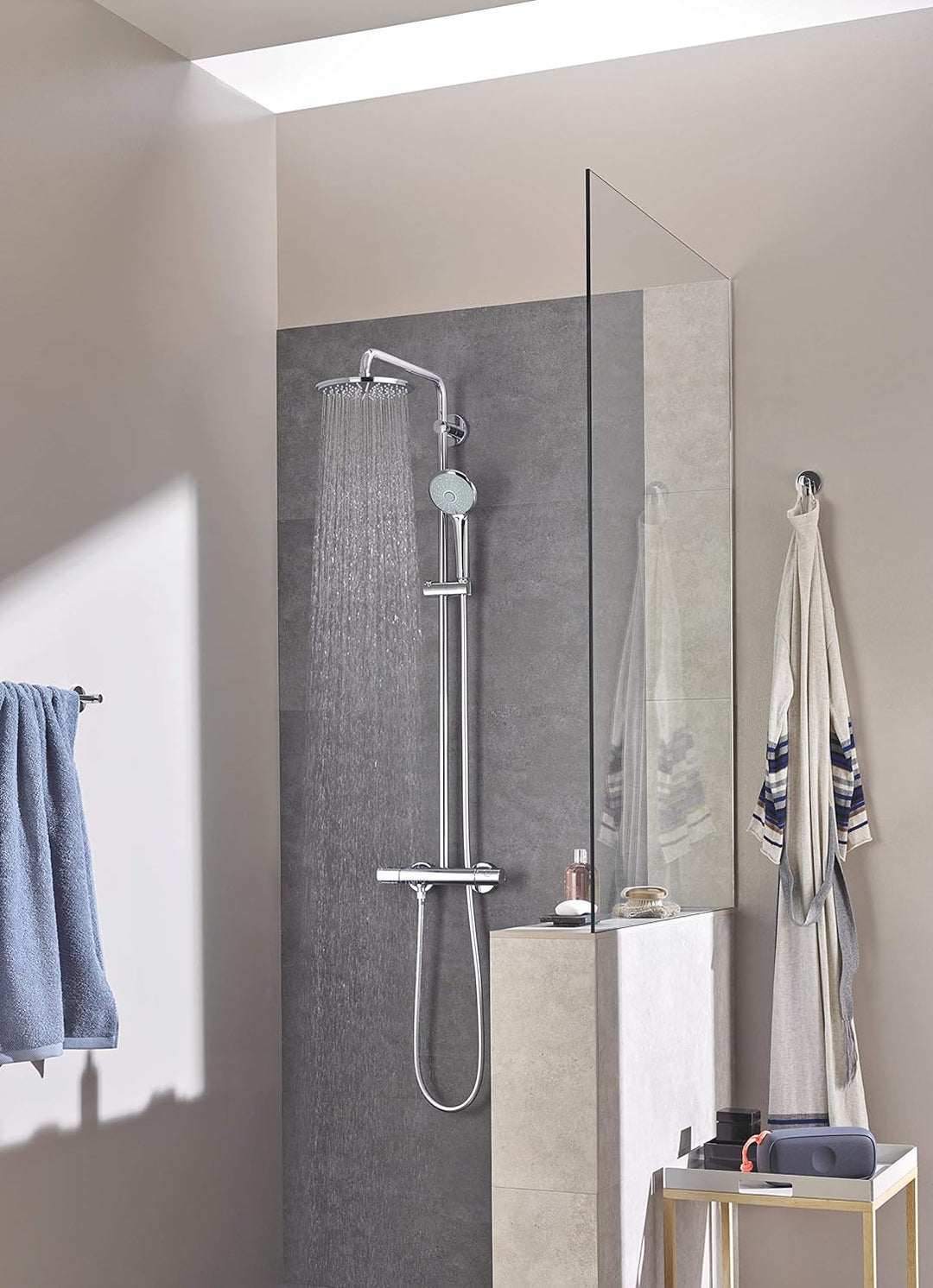 GROHE Euphoria 210 - Duschsystem mit Thermostatbatterie (Wandmontage, Sicherheitssperre bei 38°C, pe