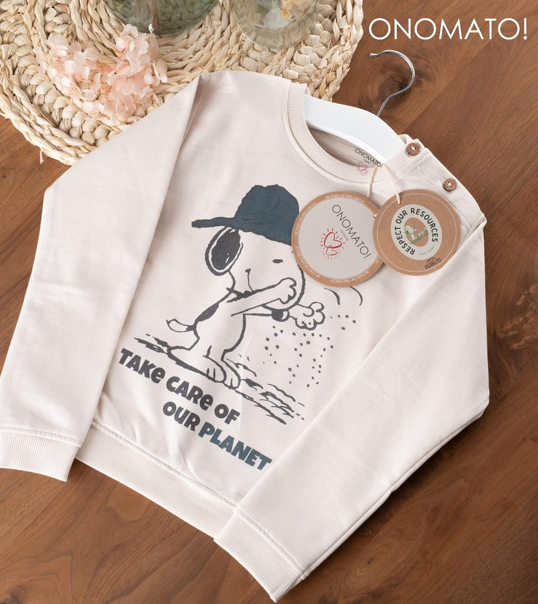 ONOMATO! Peanuts Snoopy Jungen Mädchen Sweatshirt Cradle to Cradle 110-116 Beige, 110-116 Beige