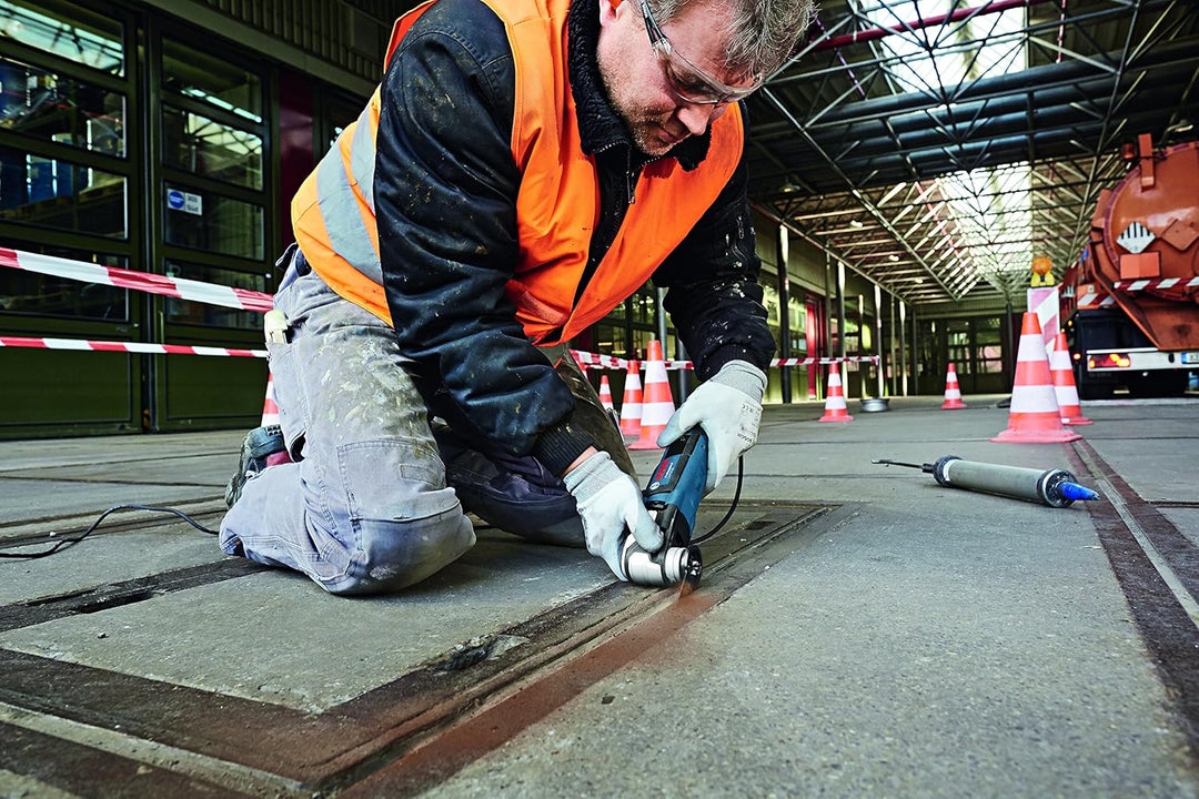 Bosch Multi-Cutter GOP 55-36 Professional (550W, 8.000 – 22.000 min-1), 0601231100