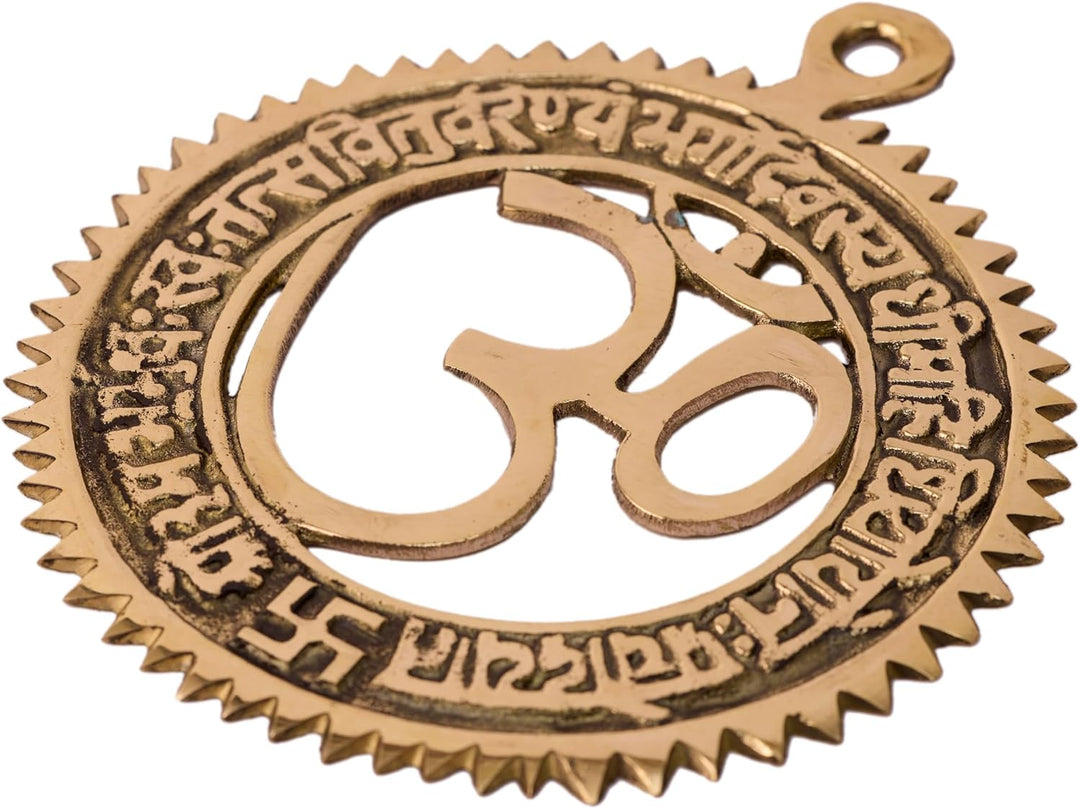 GURU JEE Om Messing Wandaufhängung mit Gayatri Mantra Religiöse Om Messing Wanddeko für Haus Temple