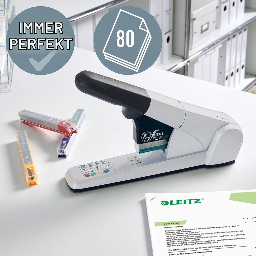 Leitz Block-Heftgerät, Für 80 Blatt, Inkl. 4 Heftklammerkassetten, Ergonomisches Design, Silber, 555
