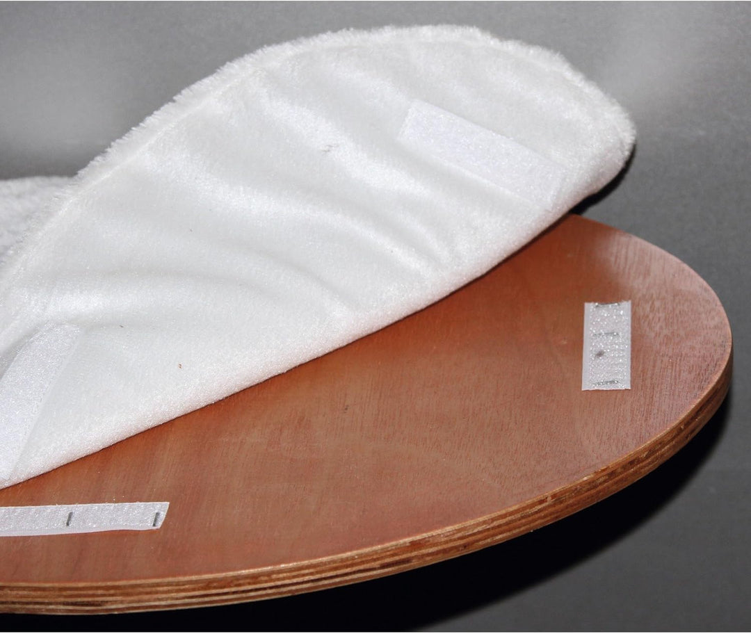 Kerbl 81503 Wandliegebrett oval Dolomit 50 x 35 x 1.5 cm