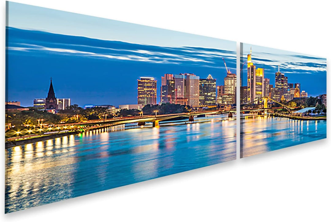 islandburner Bild auf Leinwand Schöne Aussicht Auf Die Skyline Von Frankfurt Am Main In Der Abenddäm