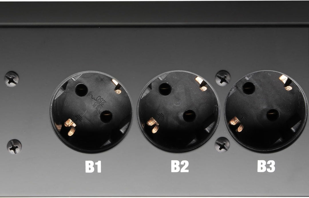Adam Hall Cables 87472 19" Stromverteiler 2HE 9-Fach mit zwei Schaltern