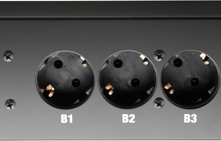 Adam Hall Cables 87472 19" Stromverteiler 2HE 9-Fach mit zwei Schaltern
