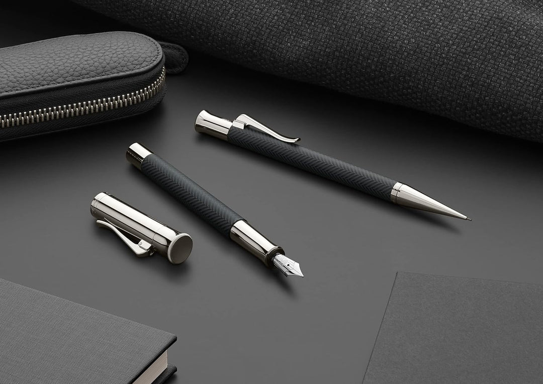 Graf von Faber-Castell 146701 - Füllfederhalter Guilloche Ciselé, Anthrazit, Federbreite F, 1 Stück