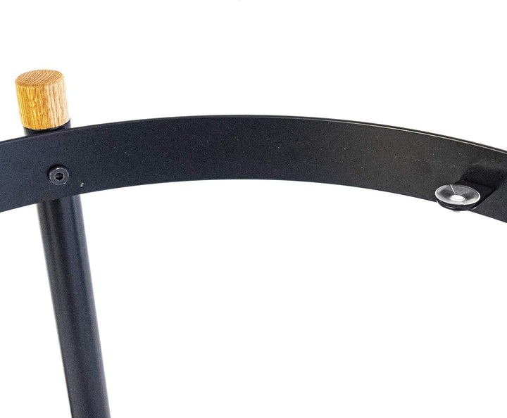 Kela Beistelltisch, Oak, Pulverbeschichtetes Metall mit Eichenholz und Glas, Ø 40 cm, 24266, Schwarz