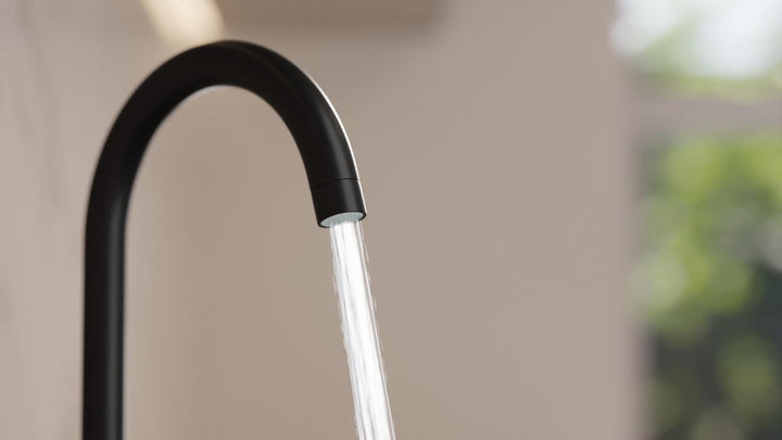 Primagran Wasserhahn Küche Schwarz, Hochdruck Mischbatterie, Spültischarmatur 360° Drehung