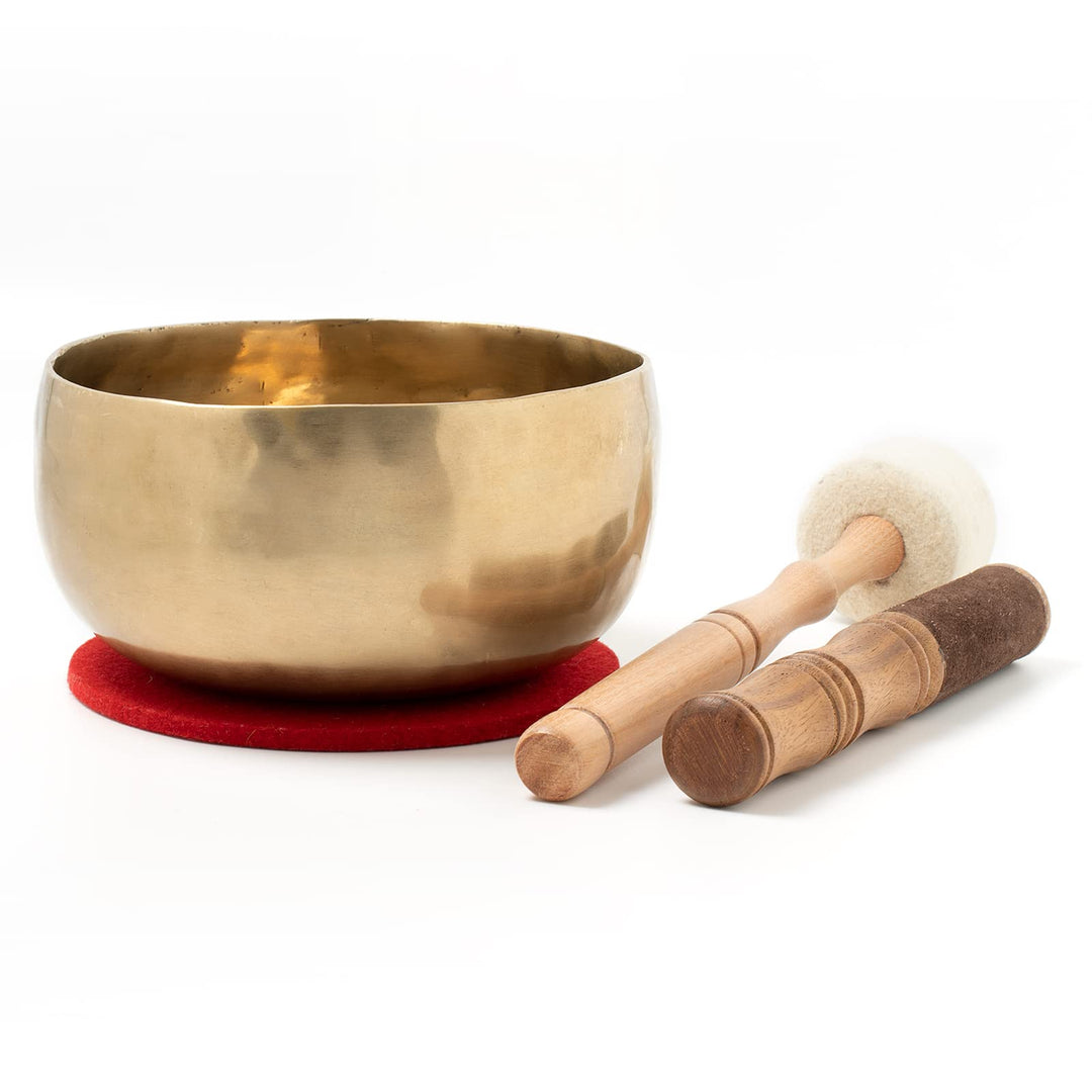 Nepal- Klangschale I 600-700 g I für Meditation, Yoga &amp; Entspannung I Inkl. Klöppel/Pad I Handgeschm