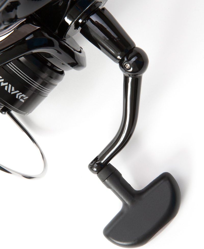 Daiwa - Black Widow Baitrunner/Freespool Rollen Grössen 3500A/4000A/4500A/5000A Karpfen Hecht Lachs