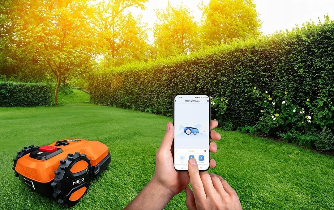 NEO TOOLS Mähroboter mit Austauschbarem Akku (2 Ah-Akku Enthalten) für Gärten bis 600 m2 - Steuerung
