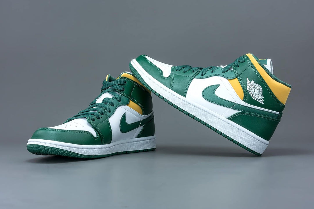 Nike Damen WMNS Air Jordan 1 Mid Sneaker 38.5 EU Grün, 38.5 EU Grün