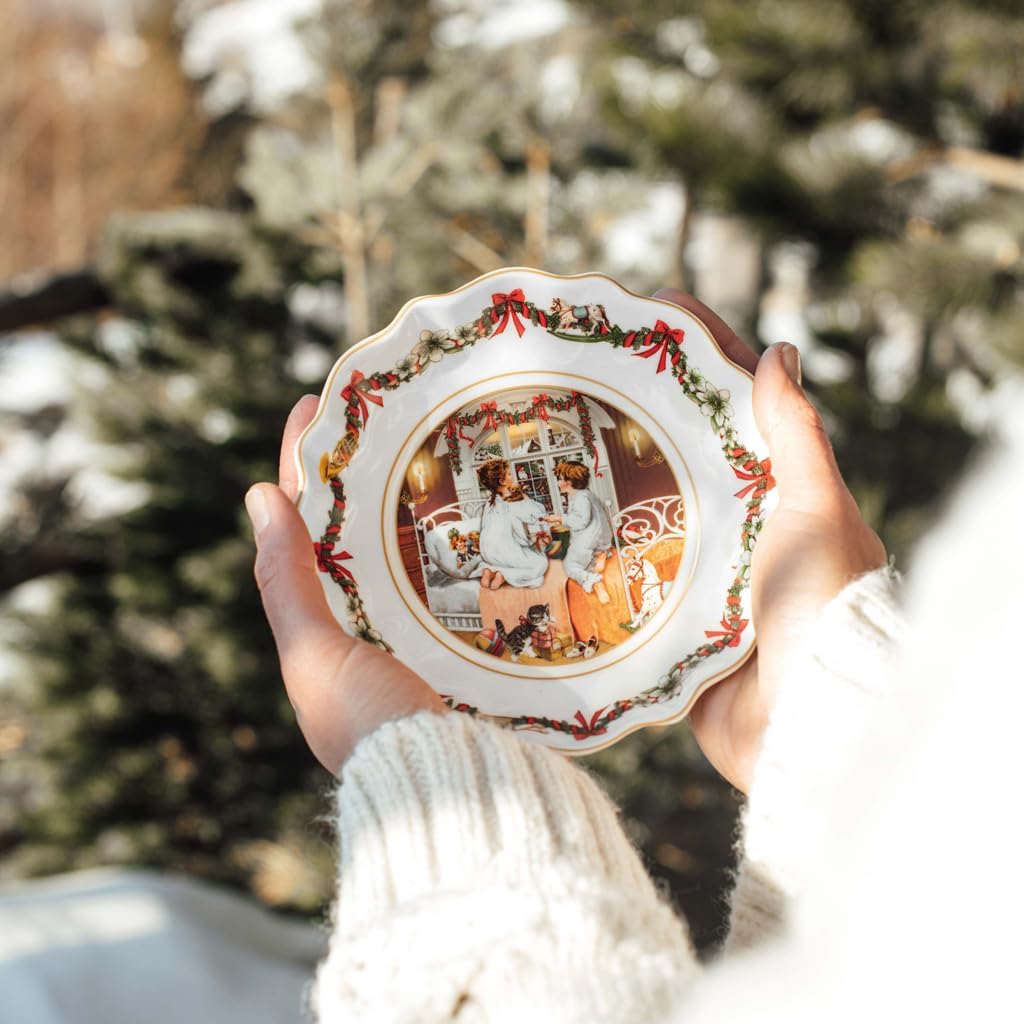 Villeroy & Boch - Annual Christmas Edition Jahresschale klein 2022 16 x 16cm, Premium Porzellan, Sam