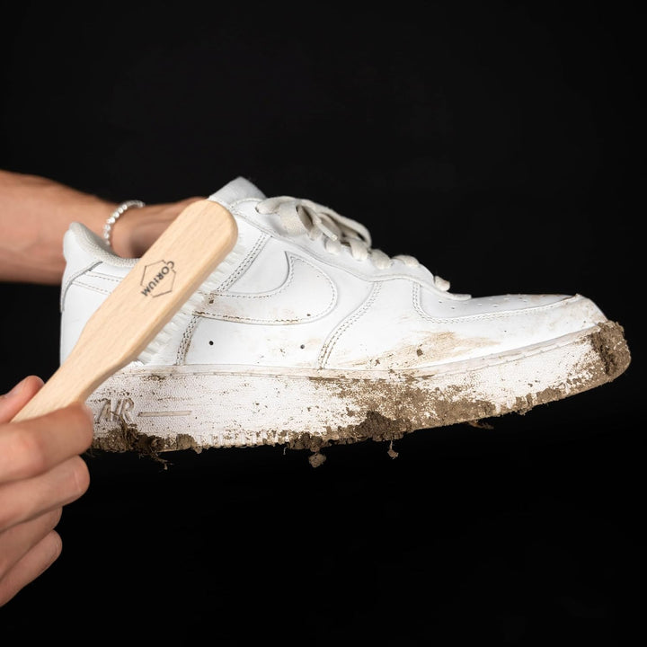 CORIUM, Sneaker Reiniger Set, Effektive Reiniger, Holzbürste & Mikrofasertuch, Set