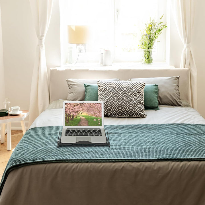 Relaxdays Laptopständer, klappbar, Halter für Notebook & Tablet, bis 14 Zoll, 3 Winkel, Mesh-Design,