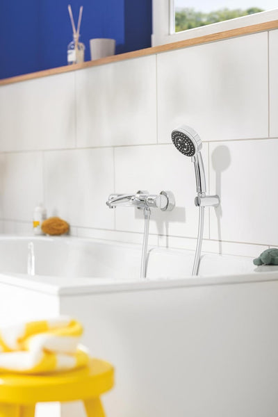 GROHE Vitalio Comfort 100 - Handbrause (wassersparend, mit 3 Strahlarten, Antikalk System), chrom, 2