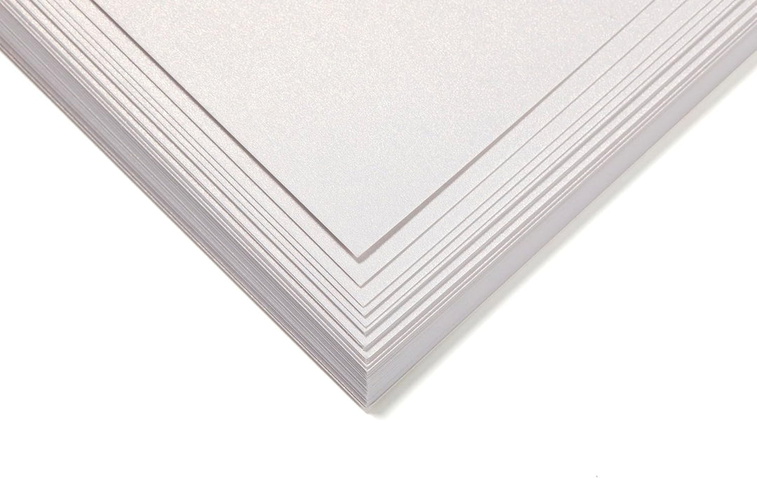 50 Blatt DIN A4 Perglanz-Papier Elfenbein Weiss-Metallic, Bastelpapier mit Perlmutt-Schimmer, 250 g/