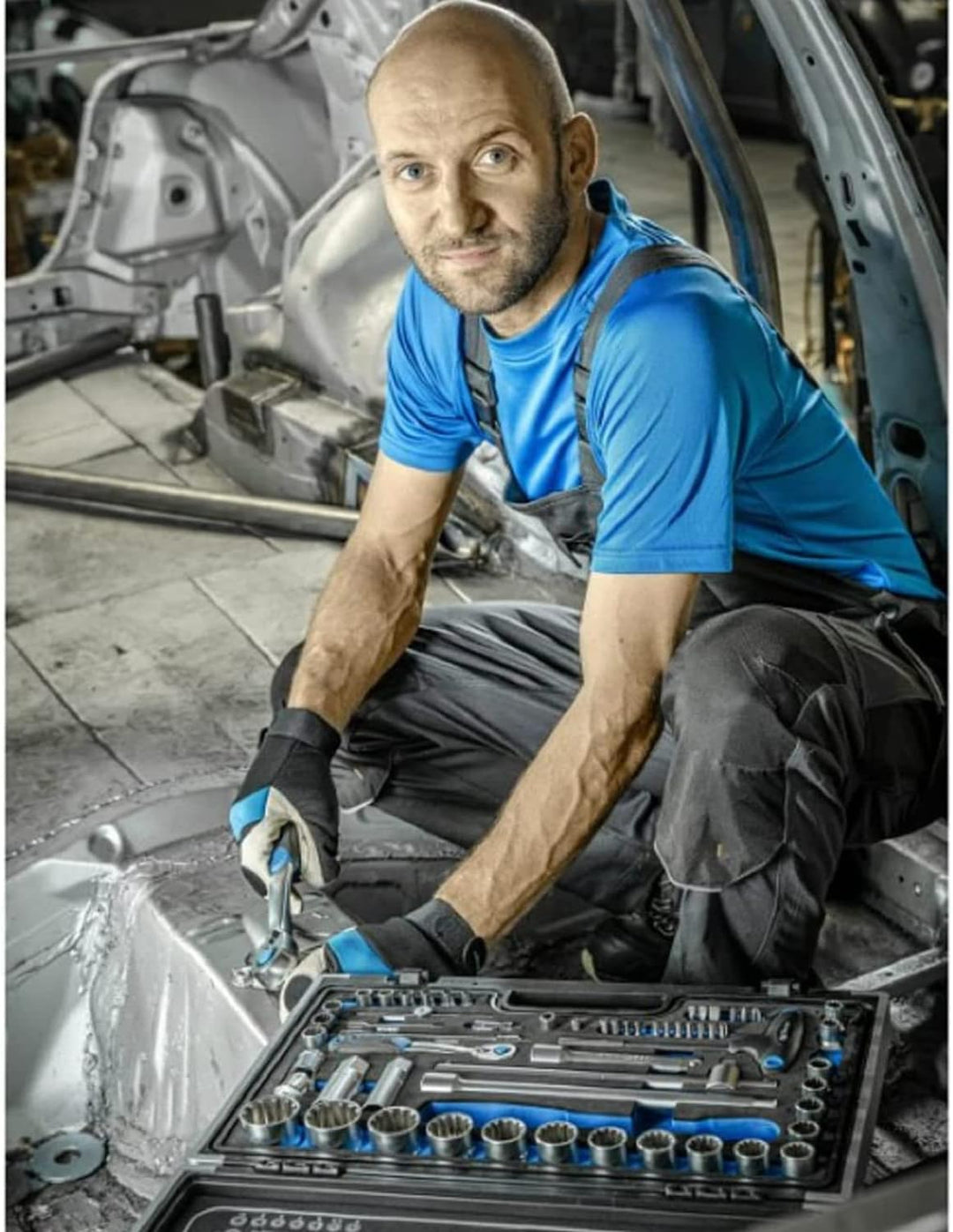 Högert HT1R465 Werkzeugsatz, schwarz/Blau, 3/8” 36 teilig, 36 teilig