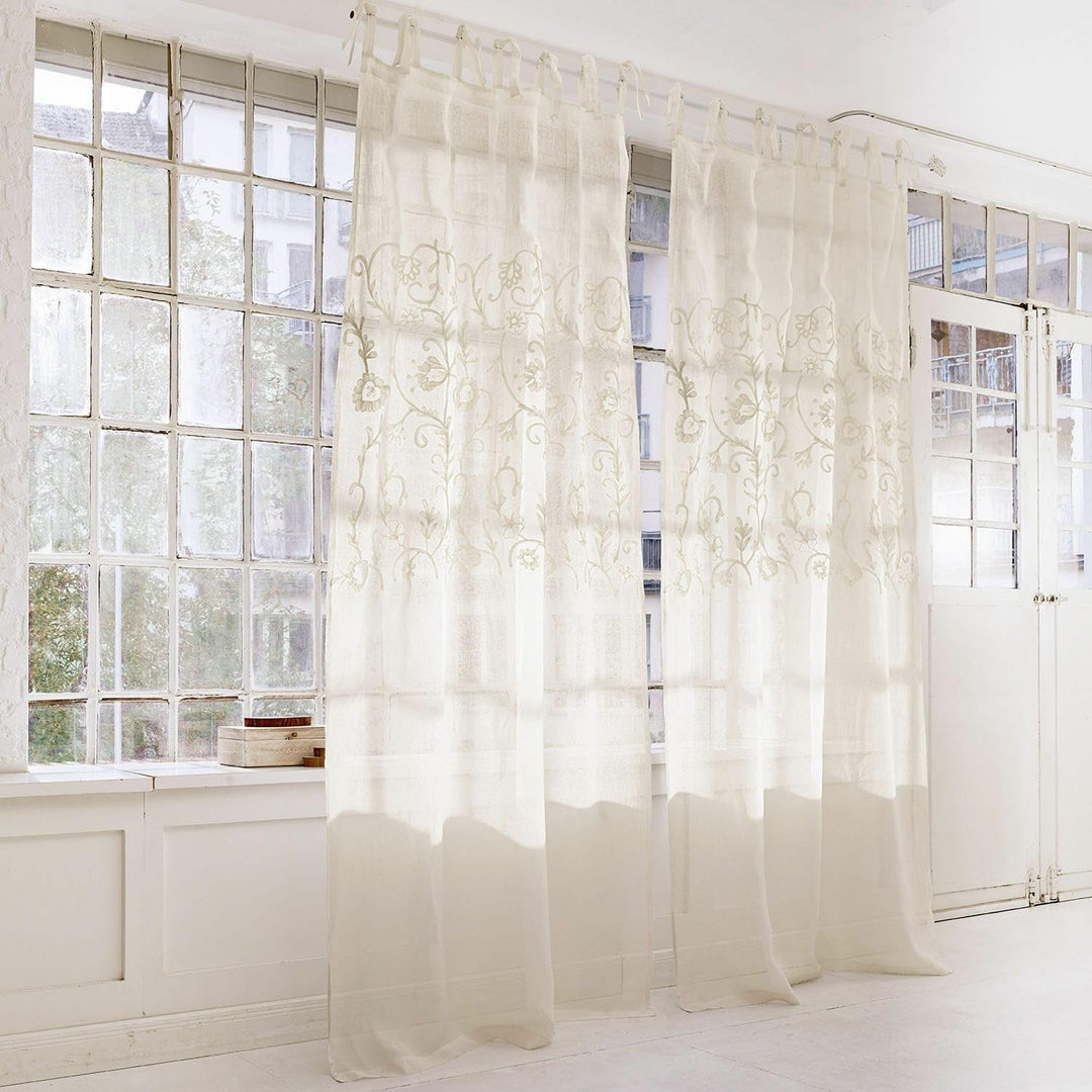 Loberon® Gardine Judie, Leinen, mit zarter Stickerei, romantischer Look, Befestigung durch dekorativ