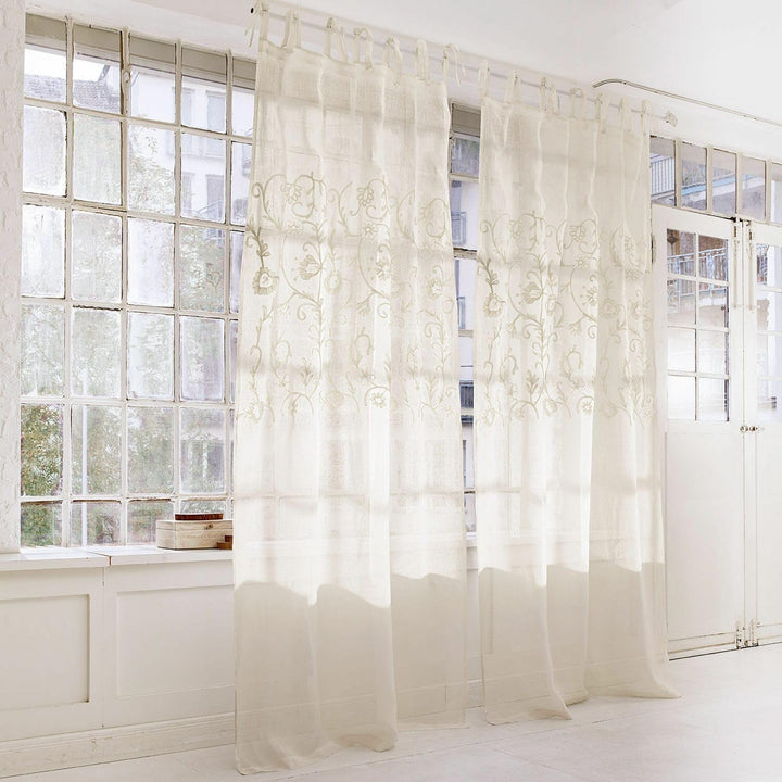 Loberon® Gardine Judie, Leinen, mit zarter Stickerei, romantischer Look, Befestigung durch dekorativ
