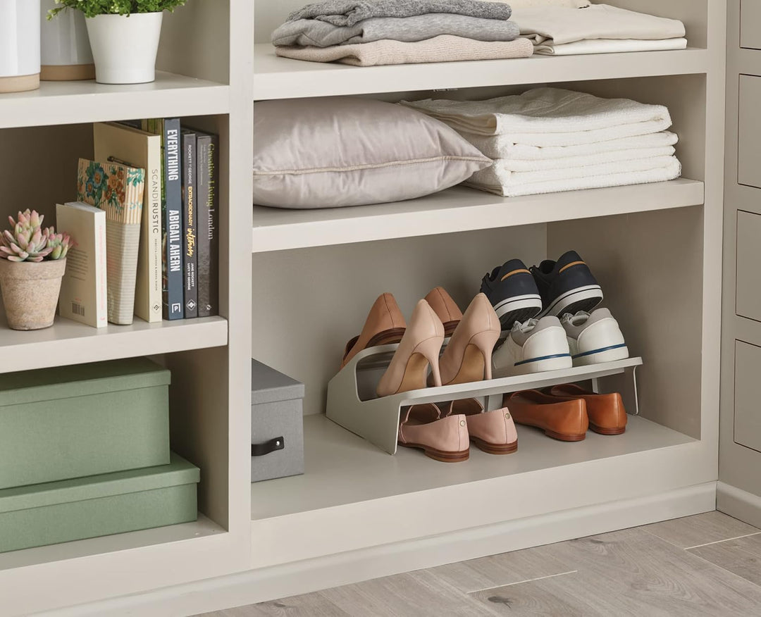 Joseph Joseph Shoe-In - 2-stufiger, platzsparender Schuhregal-Organisator, für bis zu 6 Paar Schuhe,