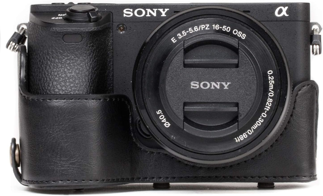 MegaGear Sony Alpha A6500 (16-50 mm) Ever Ready Leder Kamera-Case mit Trageriemen und Batteriezugang