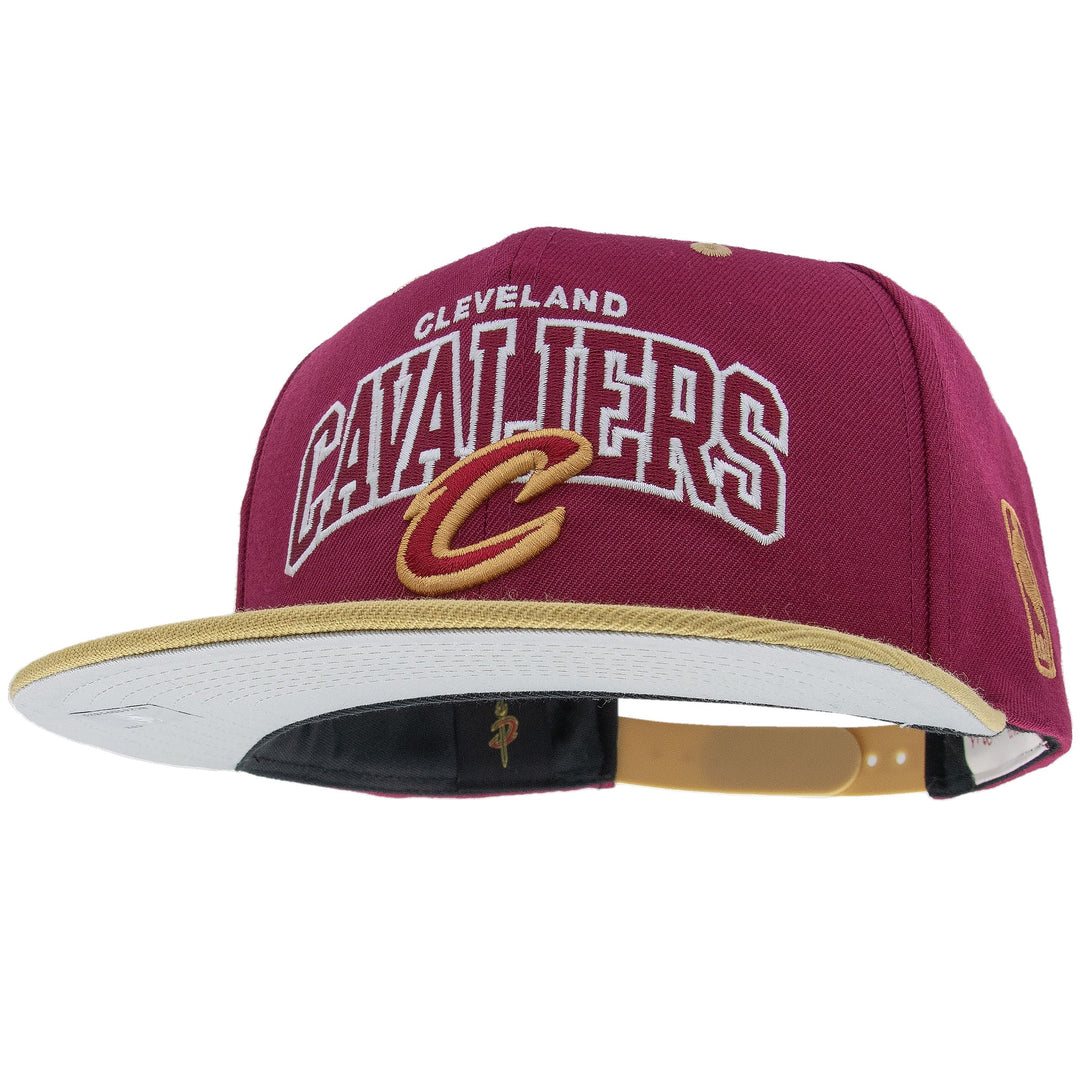 Mitchell & Ness Team Arch Basecap mit Snapback Verschluss - NBA/Hardwood Classics Einheitsgrösse Cle