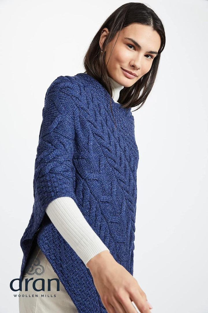Aran Woollen Mills Superweicher Stilvoll Poncho aus 100% Merinowolle Einheitsgrösse Blau, Einheitsgr