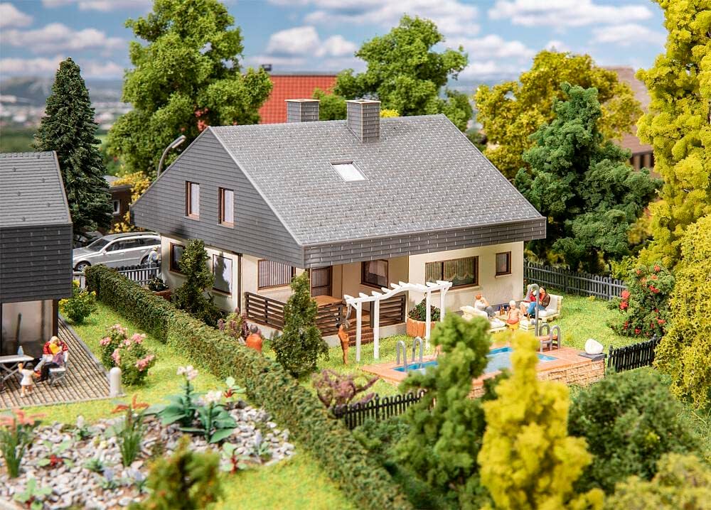 Faller 130644 Bungalow mit Plattendach
