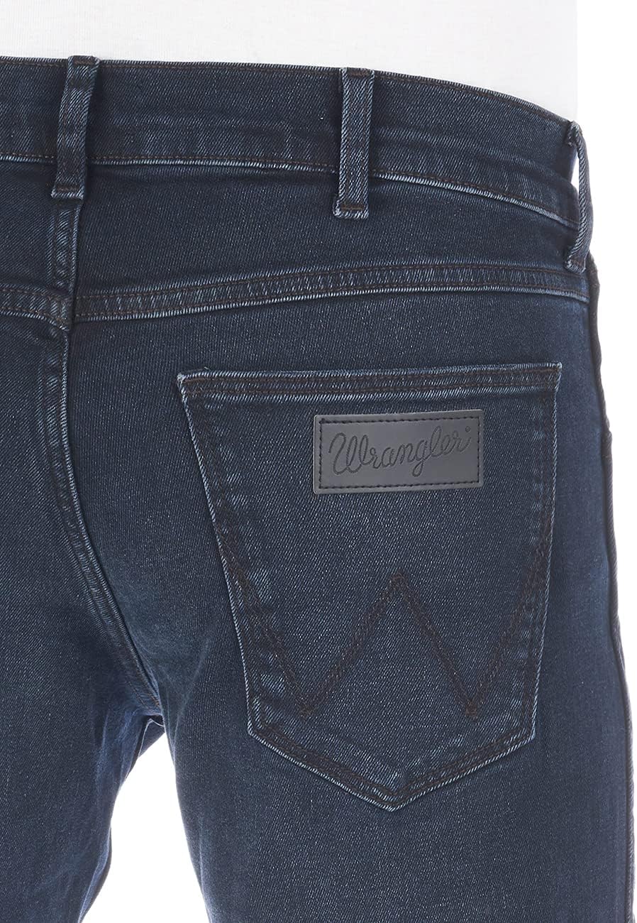 Wrangler Herren Jeans Greensboro Regular Fit Herrenhose Straight Blau W30 - W42 31W / 34L Smoke Blue