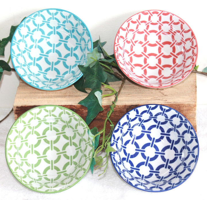 Japanische Teeschalen 4-er Set Porzellan, Retro Design Blumen, Nr. 052