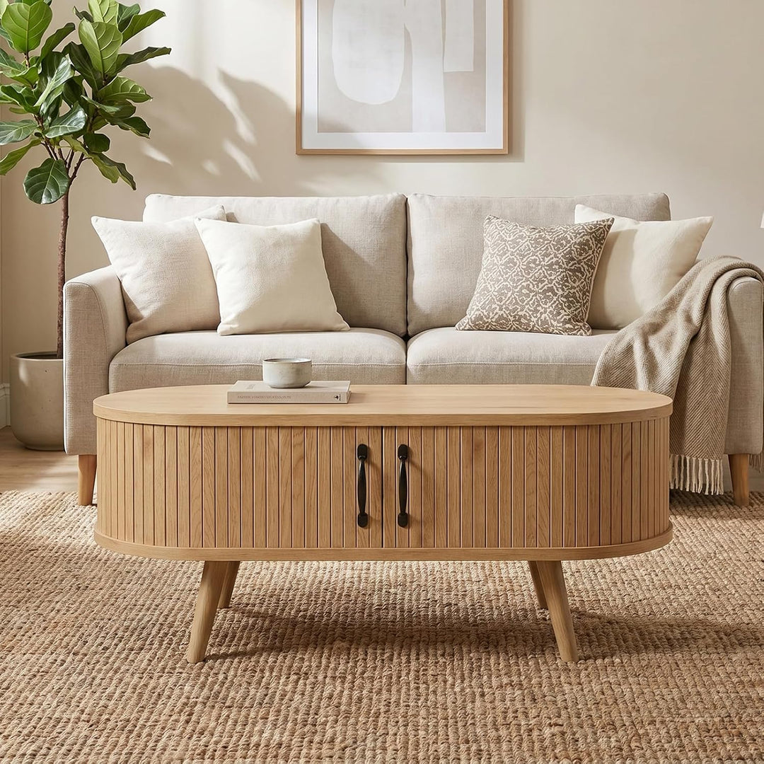 Ovaler Couchtisch Holz mit Stauraum, Moderner Wohnzimmertisch mit geriffelten Fronten, Skandinavisch