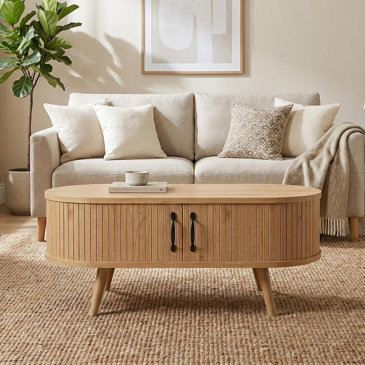 Ovaler Couchtisch Holz mit Stauraum, Moderner Wohnzimmertisch mit geriffelten Fronten, Skandinavisch