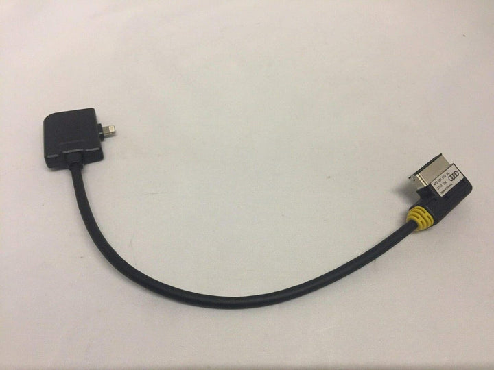 Audi 4F0051510AL Adapterleitungssatz für Music Interface/Apple Geräte mit Lightning-Buchse
