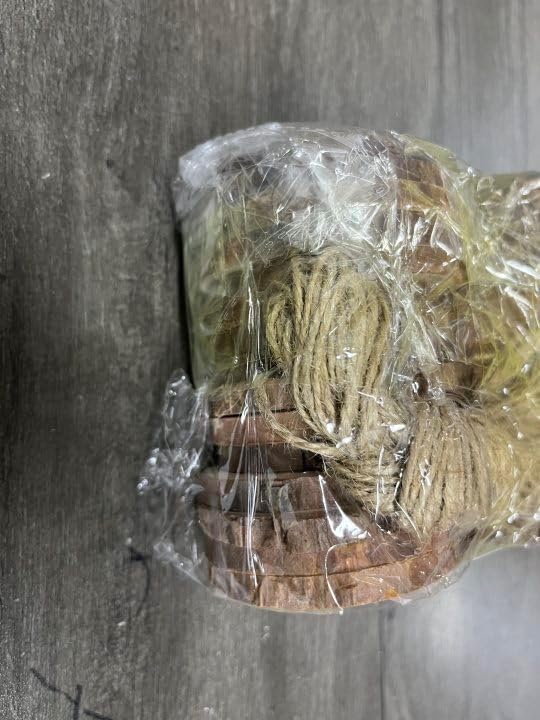 30 Stück Holzscheiben, BetterJonny Rund 7-8cm Holz Log Scheiben Kit mit Loch Unvollendete Holzkreise