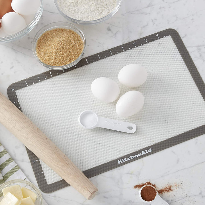KitchenAid Silikon-Backmatte, 22,9 x 35,6 cm, Grau