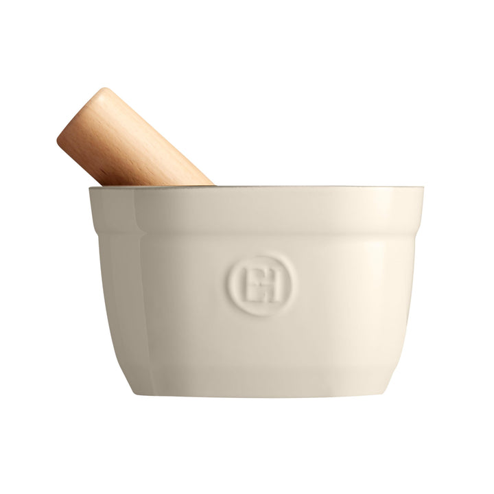 Tonmörser und Stössel clay, clay