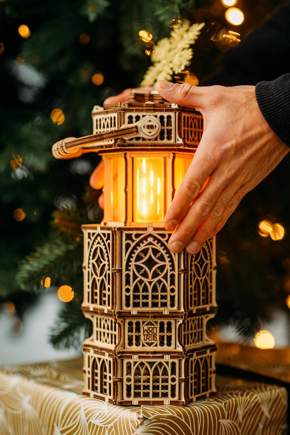 Wood Trick Antike Laterne Leuchtendes LED 3D Holzpuzzle für Erwachsene und Kinder zum Selberbauen -