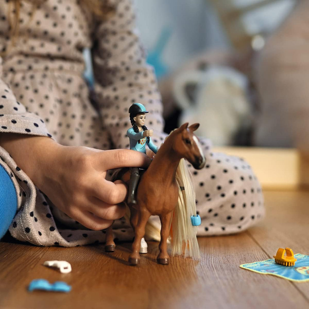 SCHLEICH 42587 Pop-Up Boutique, für Kinder ab 4+ Jahren, HORSE Club Sofia's Beauties - Spielset & 42