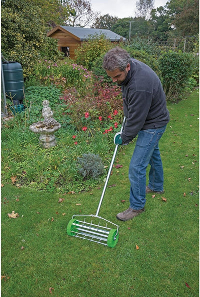 Draper Rollender Rasenlüfter mit 450 mm Stacheltrommel — 83983 — für Gartengrasbelüftung mit 33 mm Z