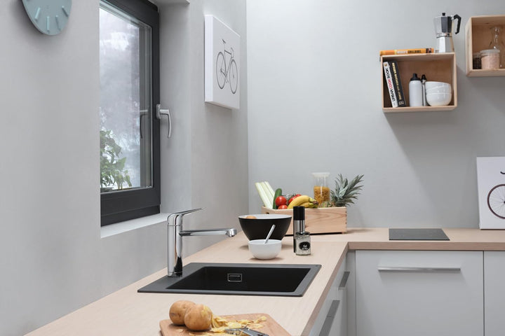 hansgrohe Vorfenster Küchenarmatur Focus M42, Wasserhahn Küche mit Auslauf Höhe 120 mm, 360° drehbar
