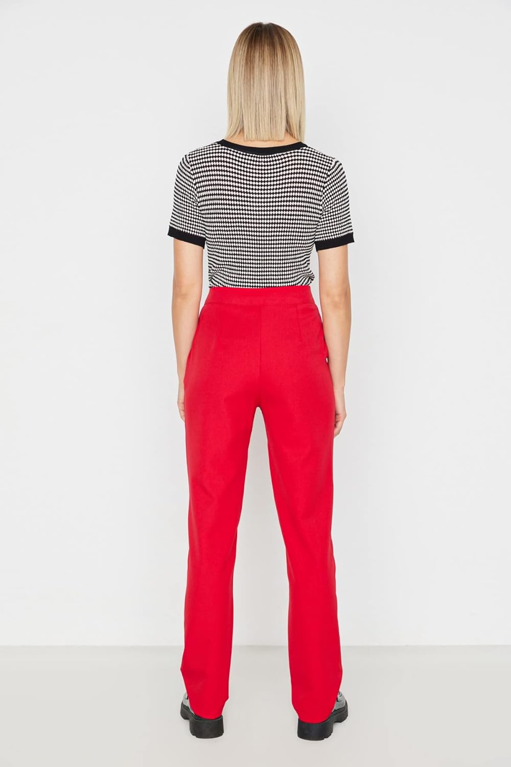 TRENDYOL Damen Trendyol Men's High Waisted Straight Trousers Pants, Rot, 40 EU