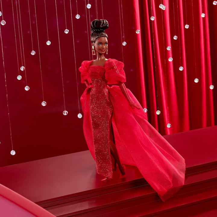 Barbie Signature Puppe, Sammelfigur zum 80. Jubiläum von Mattel in glitzerndem rotem Tüllkleid mit t