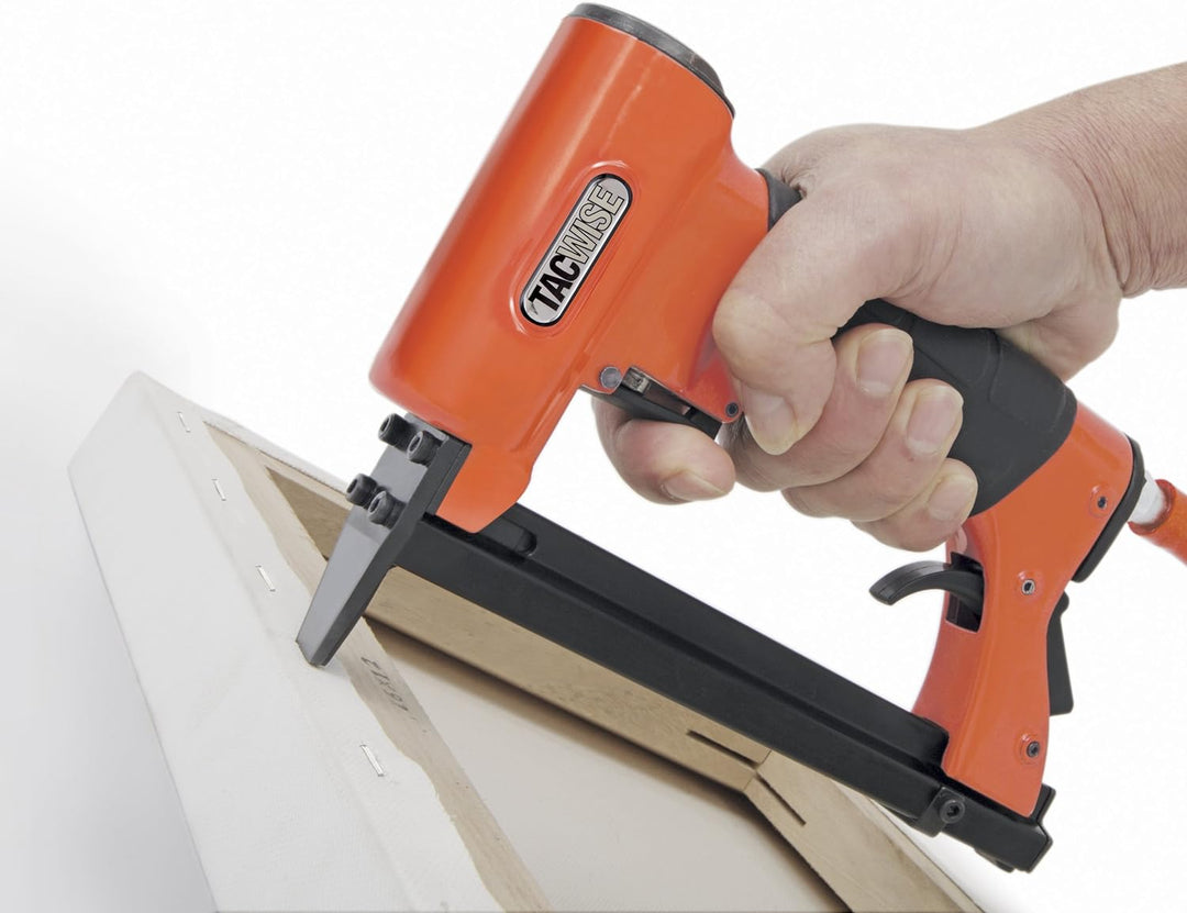 Tacwise A7116V Druckluft-Polstertacker & 6 x 20.000 Stück Typ 71/8mm Heftklammern A7116V + 6 x 20.00