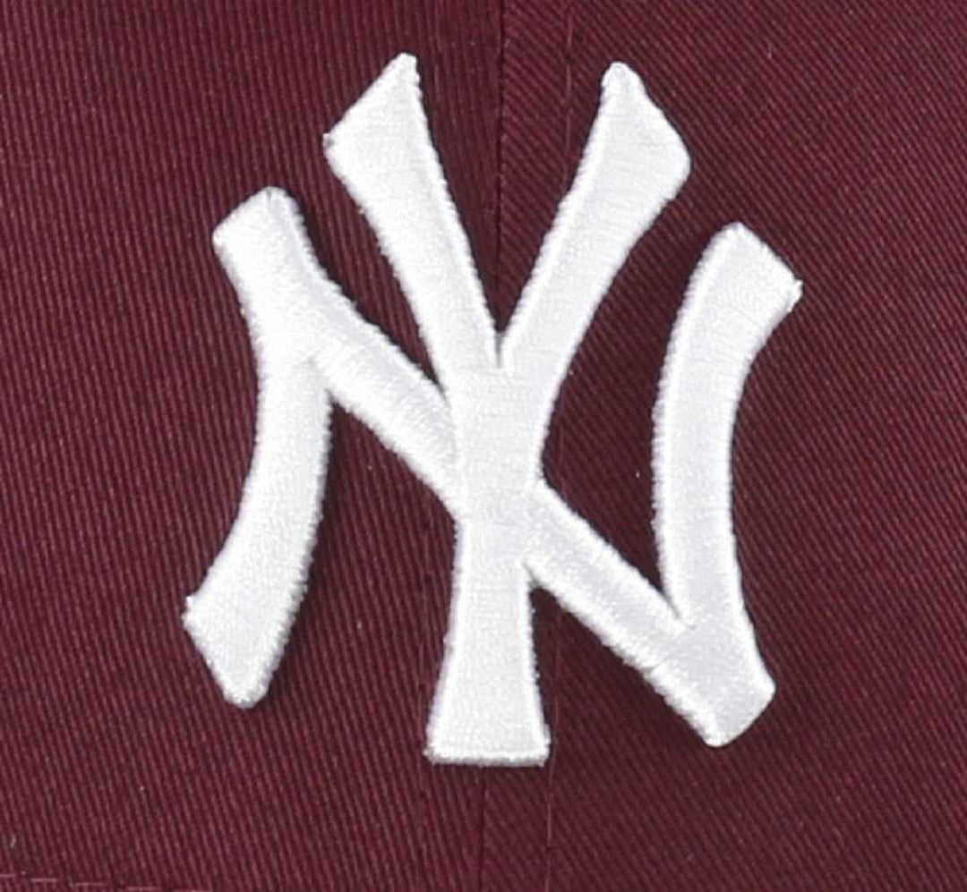 New Era New York Yankees MLB League Essential Maroon 9Forty Adjustable Cap - One-Size
