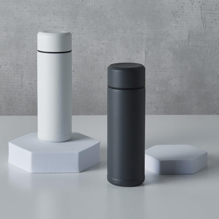 Kyocera isolierte Slim-Trinkflasche mit keramischer Innenbeschichtung, 12 Stunden heiss, 24 Stunden