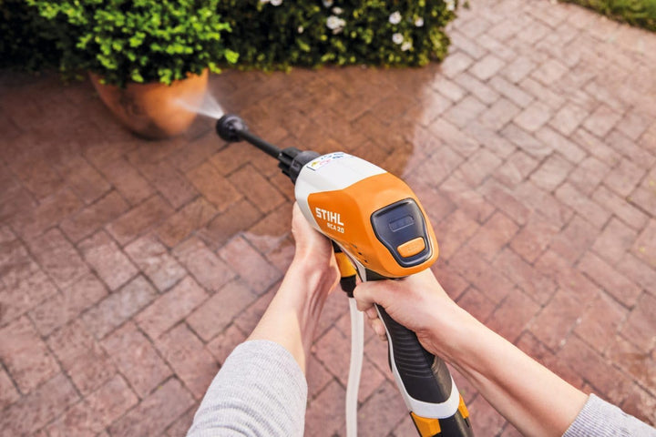 STIHL Akku-Druckreiniger RCA 20, mit 2X Akku AS 2 und Ladegerät AL 1 | Druckreiniger | Akku | Perfek